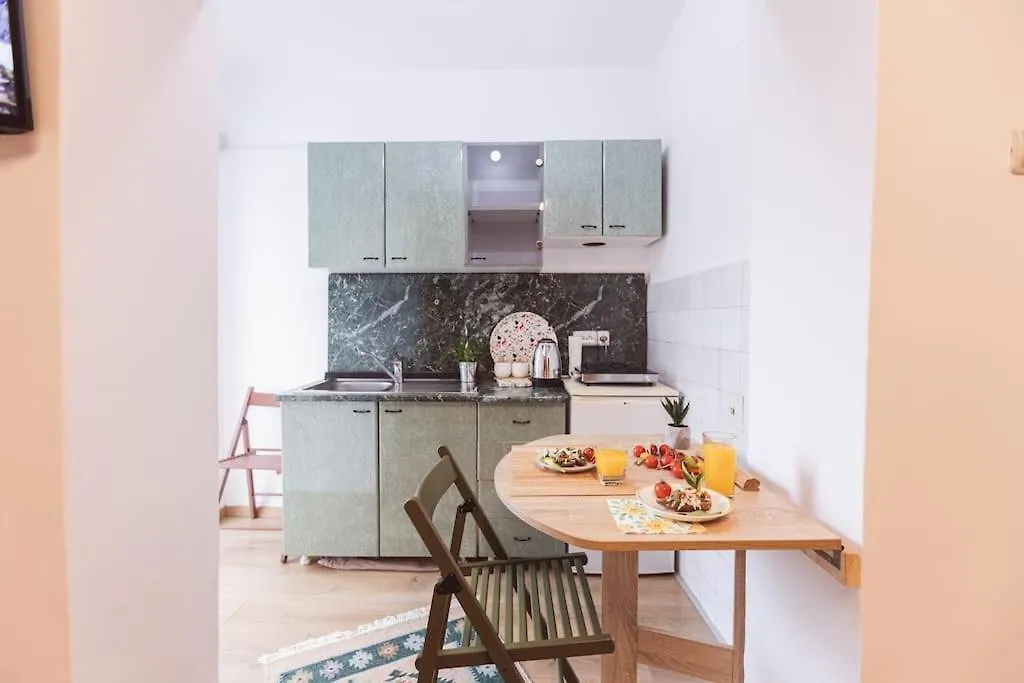 Art Studio Myslym Shyri Tirana Apartment