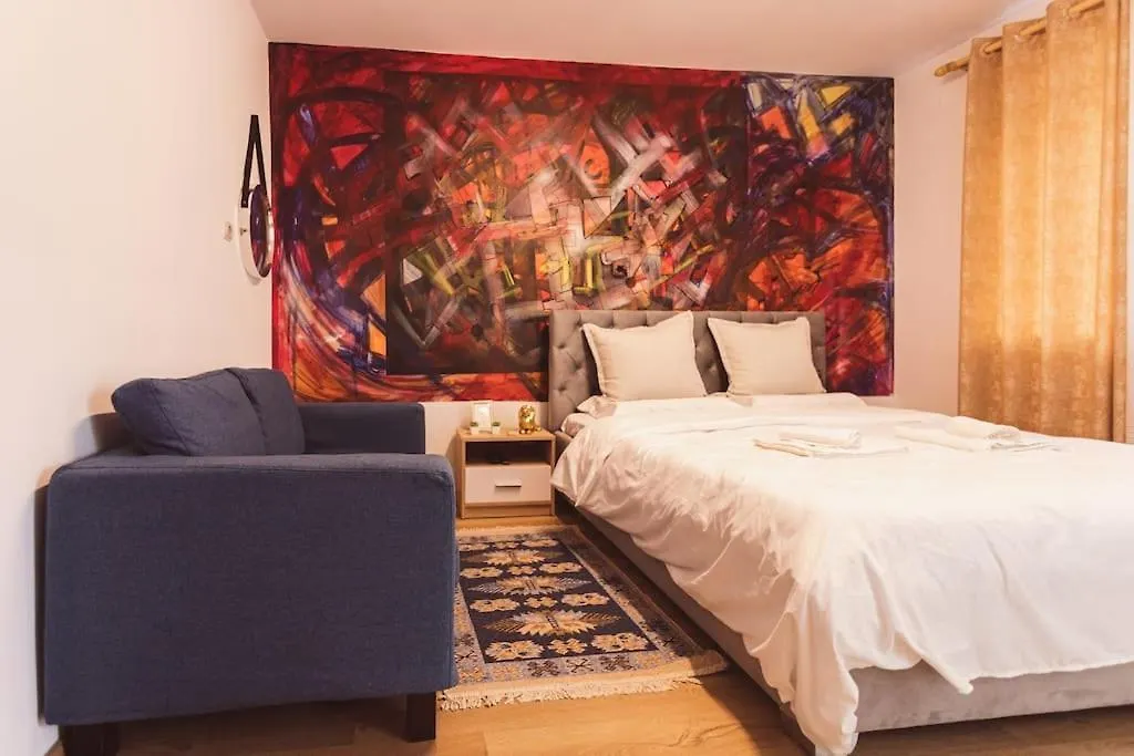 Art Studio Myslym Shyri Tirana Apartment